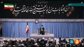 صوت کامل بیانات صبح امروز رهبر انقلاب در دیدار مردم قم ۹۸/۱۰/۱۸