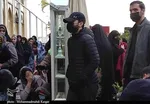 زیارت پدر در کرمان | حضور فرزندان بر مزار حاج قاسم سلیمانی + تصاویر