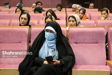 جلسه نقد و معرفی کتاب «جان پدر کجاستی؟»