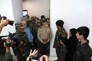 مراسم بهره برداری از طرح ۸۸۸ واحدی منازل سازمانی ارتش در مشهد 