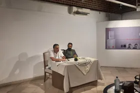&laquo;فاتحه&zwnj;ای در کمین یک سکته&raquo;؛ رونمایی از کتاب جدید محمد دانشور در نگارخانه آسمان مشهد