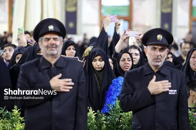 شام غریبان حسینی در حرم مطهر رضوی