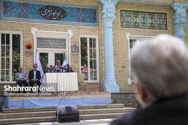 گزارش تصویری | نشست خبری استاندار خراسان رضوی در بیمارستان امام رضا (ع)