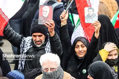 حضور باشکوه مردم مشهد در راهپیمایی ۲۲ بهمن -۳