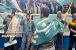 آغاز برنامه انتخاباتی نامزدهای انتخابات ریاست‌جمهوری در مشهد | از حضور باتأخیر پزشکیان تا تغییر مکان سخنرانی جلیلی (۶ تیر ۱۴۰۳) + فیلم و عکس