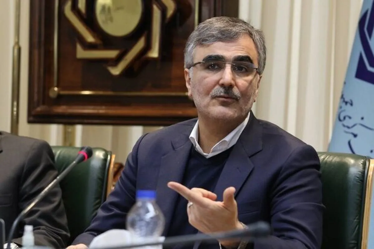 رئیس بانک مرکزی: بازار مبادله ارز و طلا بهمن‌ ماه امسال افتتاح می‌شود| تلاش بانک‌مرکزی برای کاهش تورم در سال آینده