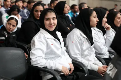 عکس‌هایی از دیدار مدال‌آوران ورزشی و علمی با رهبر انقلاب (۲۸ مهرماه ۱۴۰۴)