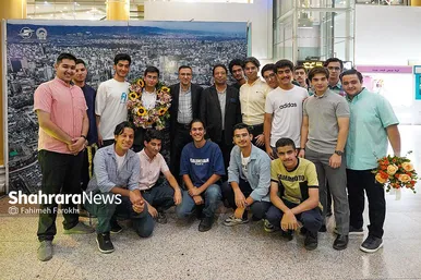 گزارش تصویری | مراسم استقبال از ارشیا میرشمسی، ستاره مشهدی المپیاد جهانی نجوم