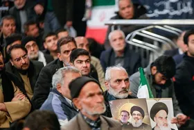 اجتماع مردمی &laquo;بیعت با نصرالله&raquo; در حرم امام&zwnj;رضا (ع) برگزار شد