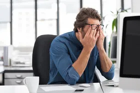 دلیلی خستگی و بی&zwnj;انرژی بودن چیست؟ + درمان طبیعی