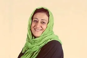 عیادت &laquo;فاطمه هاشمی&raquo; بازیگر زن سریال شب&zwnj;های برره از سعید پیردوست + فیلم