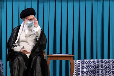مراسم تنفیذ حکم سیزدهمین دوره ریاست جمهوری اسلامی ایران‌