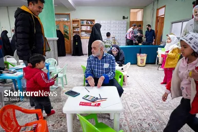 حضور پرشور مردم در انتخابات (۲)