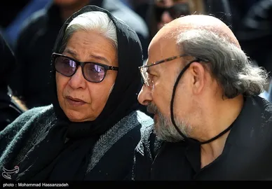 عکس‌هایی از تشییع پیکر رضا داودنژاد