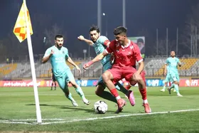 هافبک دفاعی در اولویت نقل&zwnj;وانتقالاتی پرسپولیس
