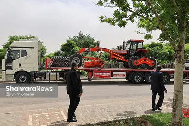 گزارش تصویری | واگذاری ۱۶ دستگاه ماشین‌آلات خدماتی شهری به شهرداری‌های خراسان رضوی