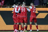 تلاش پرسپولیسی‌ها برای برگزاری لیگ برتر