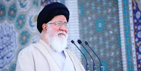 آیت&zwnj;الله علم&zwnj;الهدی: امروز مهم&zwnj;ترین قشری که باید به آن رسیدگی شود، قشر کارگر است