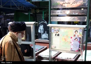 گزارش تصویری | حضور رهبر انقلاب اسلامی در حرم مطهر حضرت امام خمینی (ره)