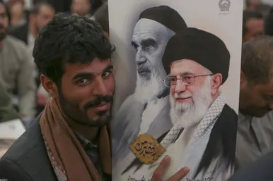 حضور و سخنرانی رهبر انقلاب در اجتماع زائران و مجاوران حرم مطهر رضوی- ۲