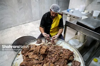 پخت شله مشهدی در مشهد