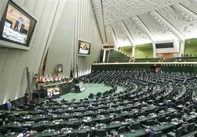 با موافقت مجلس؛ عملکرد دولت درباره ارز ۴۲۰۰ تومانی تحقیق و تفحص می&zwnj;شود