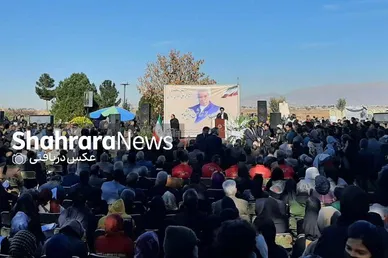 عکس‌هایی از مراسم تشیع پیکر محمدعلی اسلامی ندوشن
