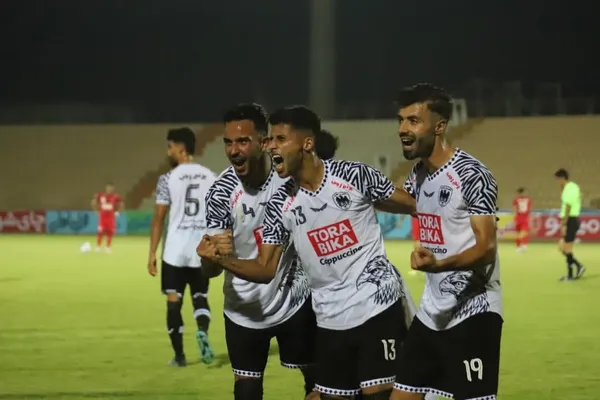 گزارش تصویری دیدار پرسپولیس تهران و شاهین بندرعامری| موتور مهدی عبدی روشن شد