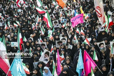 گزارش تصویری | راهپیمایی روز ملی عفاف و حجاب در مشهد (۲۱ تیر ۱۴۰۴)