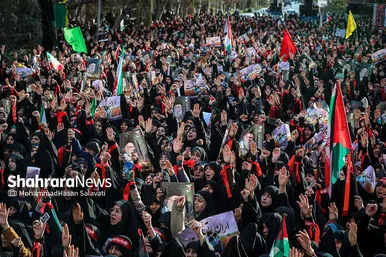 تشییع دو تن از شهدای حمله تروریستی کرمان در مشهد