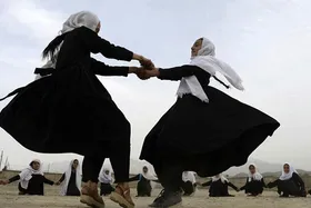 طالبان می&zwnj;گویند که مدارس دخترانه از سال تحصیلی آینده بازگشایی خواهد شد
