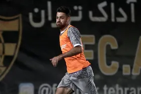 پورعلی&zwnj;گنجی راهی پاختاکور شد + عکس