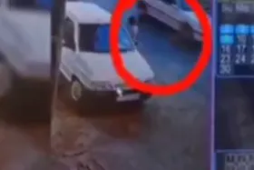 ویدئو | سرقت پراید توسط پسر بچه ۱۰ ساله