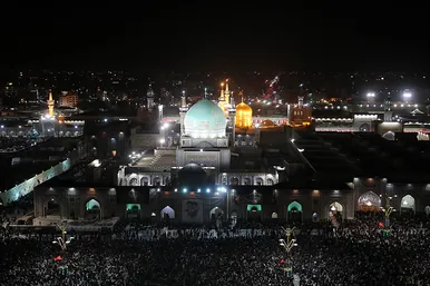 مراسم احیاء شب 21 ماه رمضان در حرم مطهر رضوی