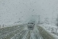 ویدئو | بارش شدید برف در جاده قوچان به مشهد (۵ فروردین ۱۴۰۴)