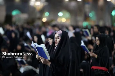 مراسم احیاء شب ۲۳ ماه رمضان در حرم مطهر رضوی
