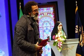 مجری ممنوع&zwnj;التصویر برنده جایزه از جشنواره تئاتر فجر شد!