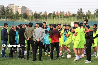 دومین روز تمرین تیم پدیده شهرخودرو با دو سرمربی