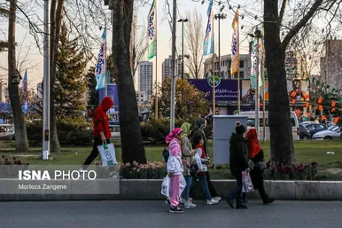 میدان تجریش در آستانه نوروز ۱۴۰۳