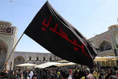 عزاداری روز عاشورا در خیابان امام رضا علیه السلام مشهد