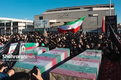 اجتماع عزاداران فاطمی و تشییع پیکر ۱۲ شهید گمنام دفاع مقدس و ۲ شهید حادثه تروریستی راسک در مشهد