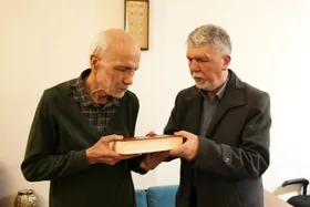 وزیر فرهنگ از ترجمه روایی قرآن رونمایی کرد