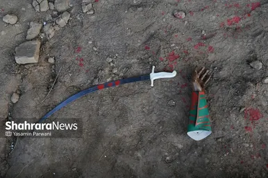 عکس‌هایی از نمایشگاه «عرفات تا فرات» در محله گلشهر مشهد
