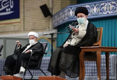دیدار جمعی از مسئولان نظام و مهمانان شرکت کننده در کنفرانس وحدت اسلامی با رهبر معظم انقلاب