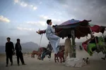بازی‌های سنتی مردم افغانستان در روزهای نوروز + عکس