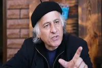 هیچ سرمایه‌گذاری جرأت ساخت فیلم ندارد | سینمای ایران را با کمدی‌های مبتذل به بیراهه بردند