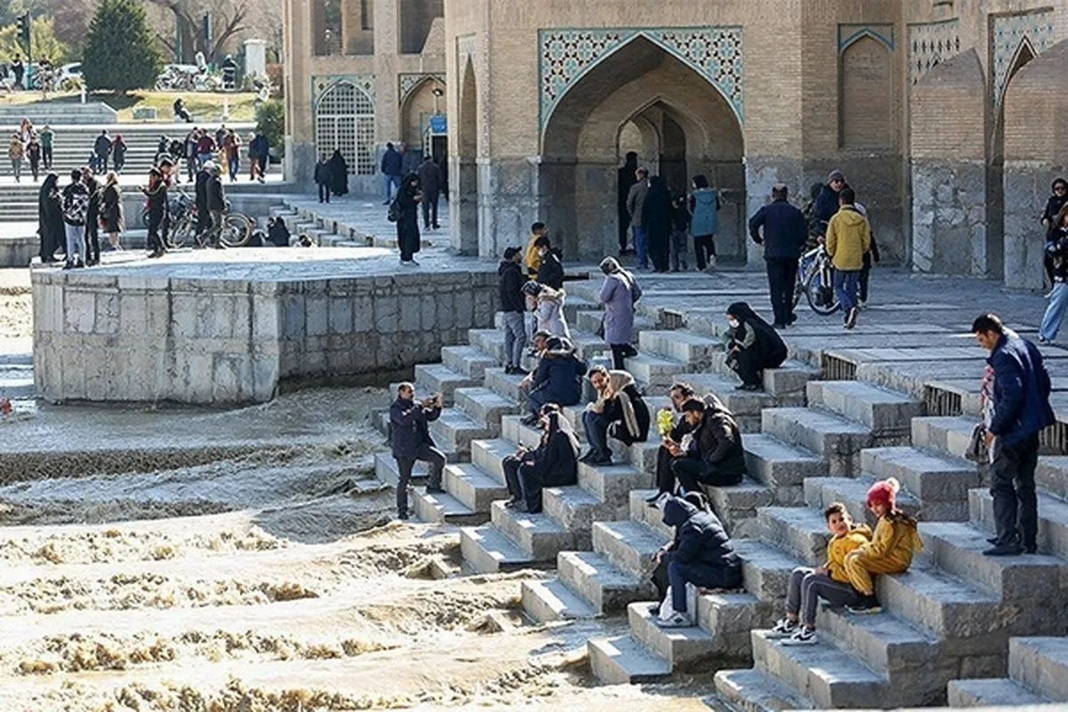 آب به زاینده‌ رود رسید + تصاویر و فیلم