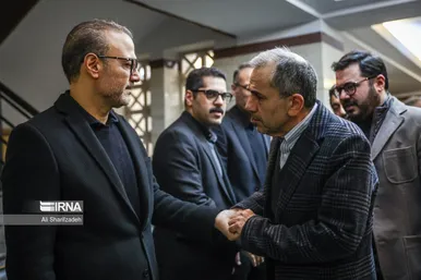 عکس‌هایی از مراسم ترحیم همسر علیرضا قربانی