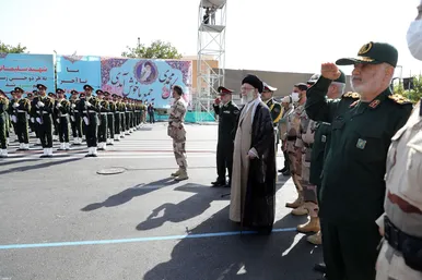 مراسم مشترک دانش‌آموختگی دانشجویان دانشگاه‌های افسری نیروهای مسلح