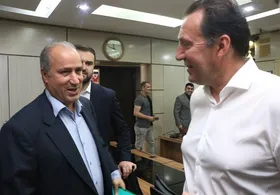 هواداران استقلال و پرسپولیس علیه تاج| رئیس بدون پایگاه در میان سرخابی&zwnj;ها